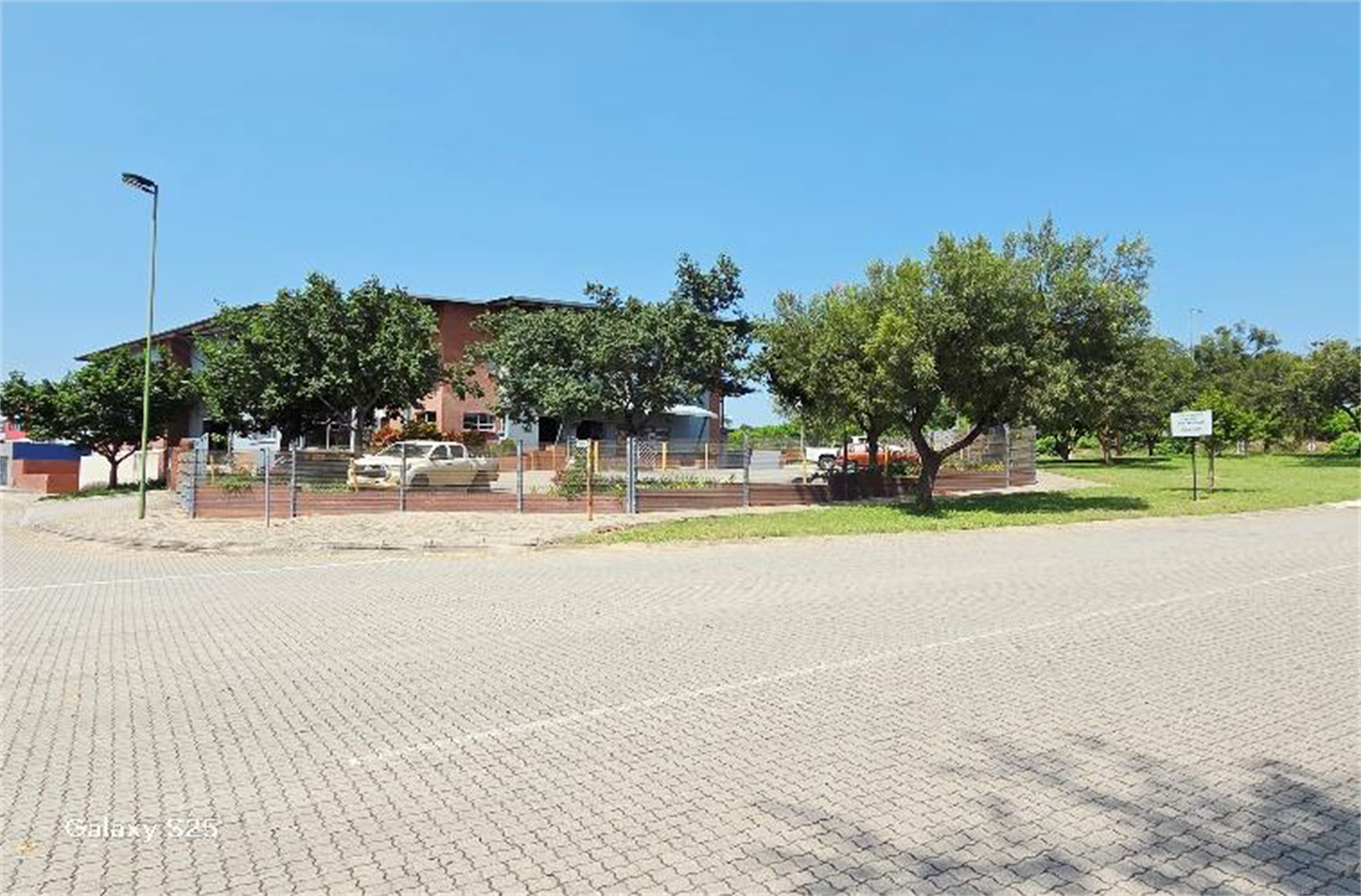 Fasteners - Lowveld Retail - view 4