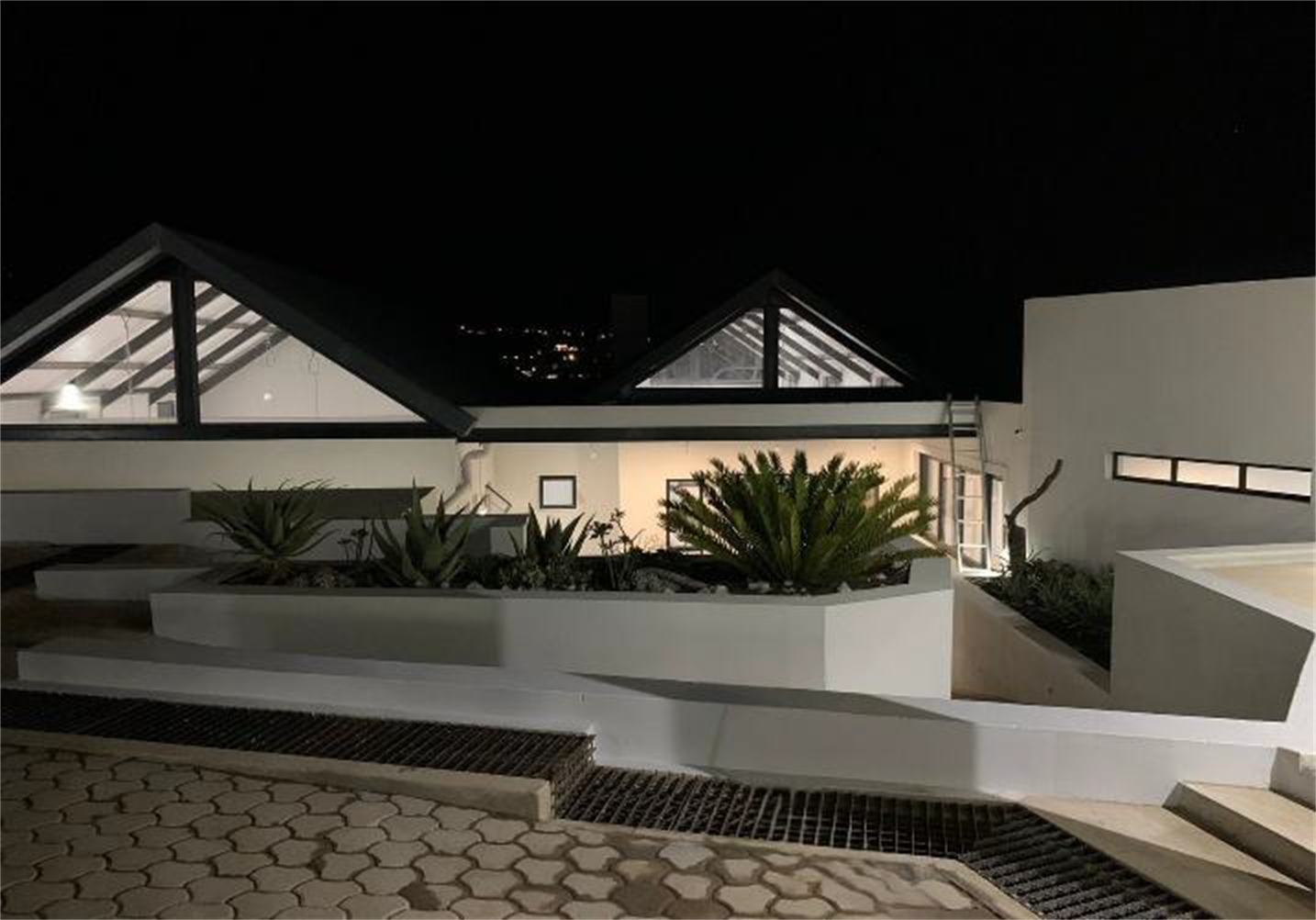 House Solly Ngluvo - Noordsig - Nelspruit - view 4