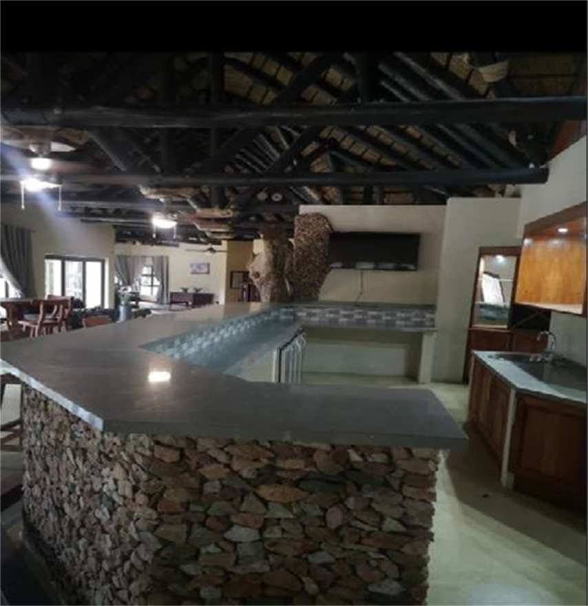 Selwana Lodge - Gravelot - view 3